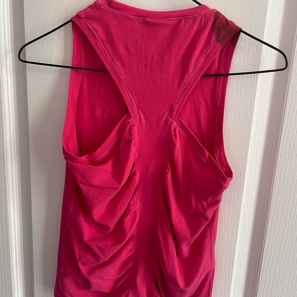 D&G - Picture 4 of 5